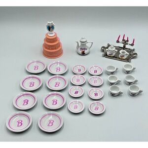 VTG 1995 Barbie Pretty Treasures Wedding & Tea 30 Pc. Set Cake Dishes Silverware